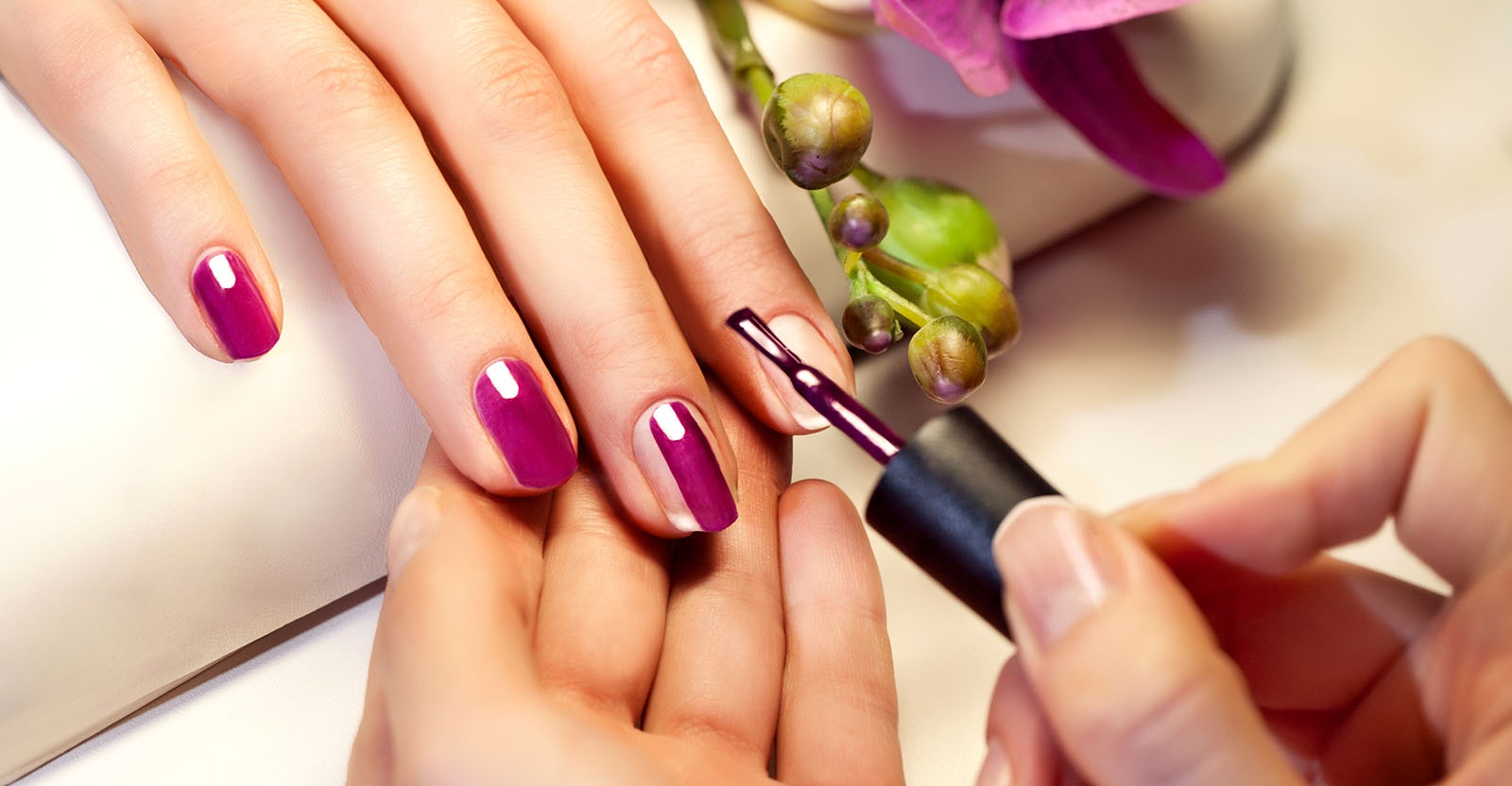 Comment réussir sa pose de vernis à ongles